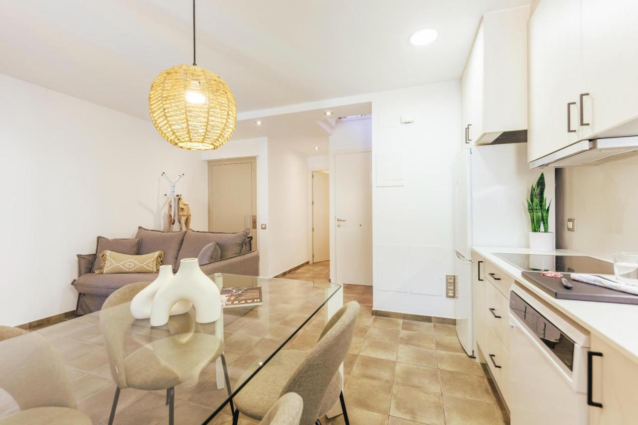 Bravissimo Mercadal Duplex, With 2 Bedrooms Girona Exterior photo